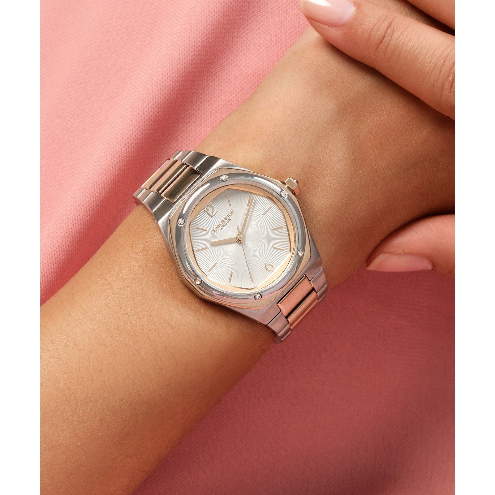 Ladies Sports Luxe Watch (24000233)