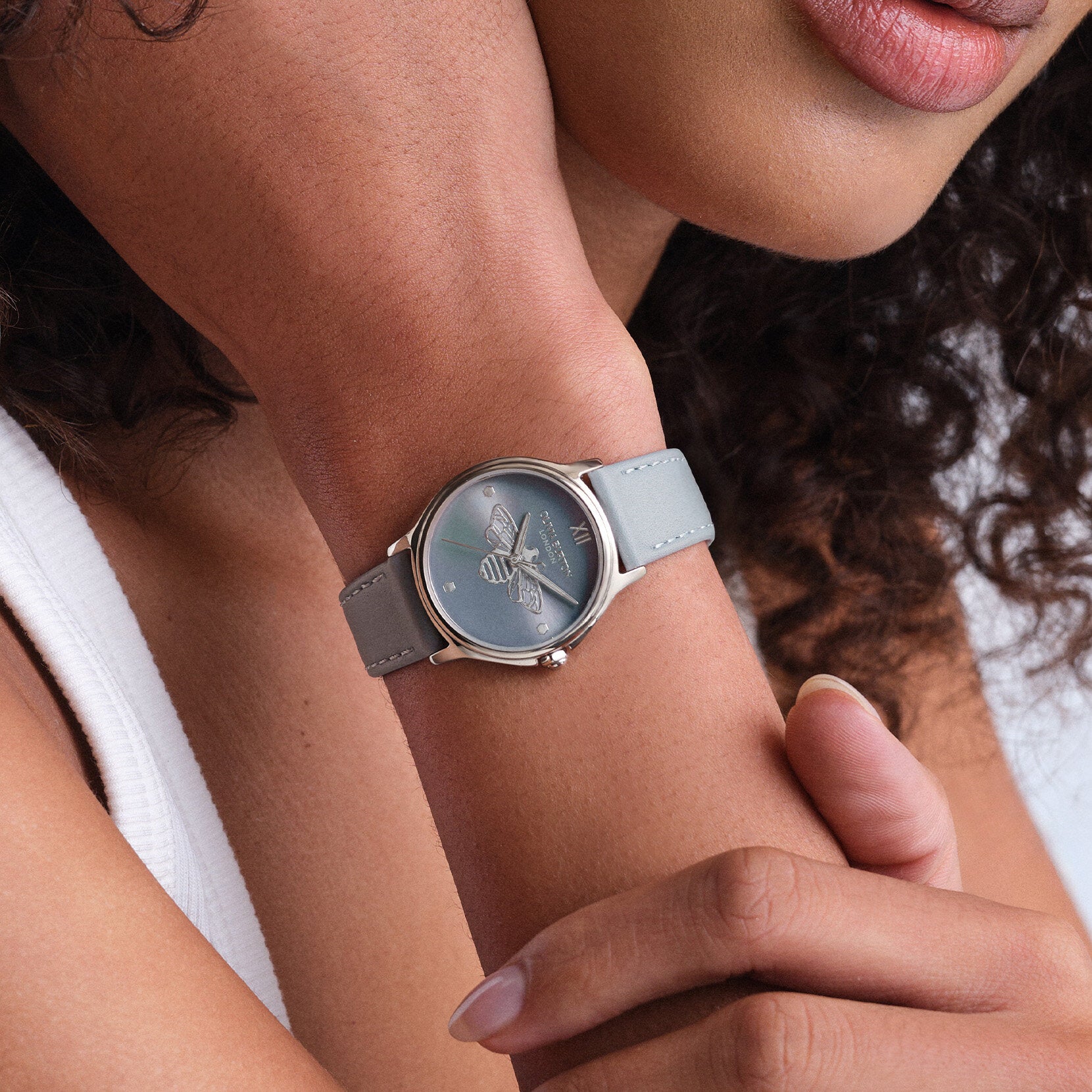 Ladies Classic Bee Watch (24000343)