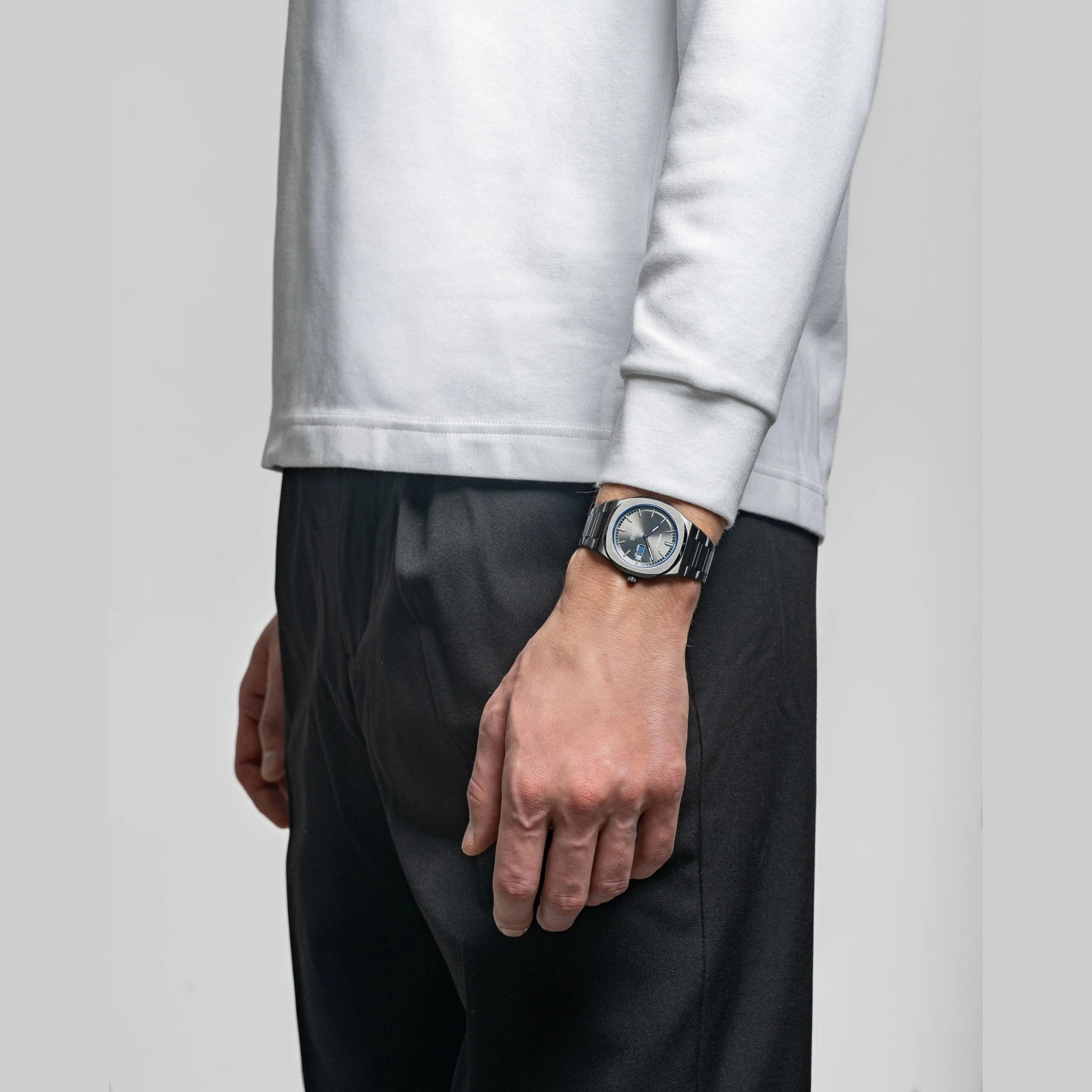 Men's Dark Illusion Watch (D1-UHBJ08)