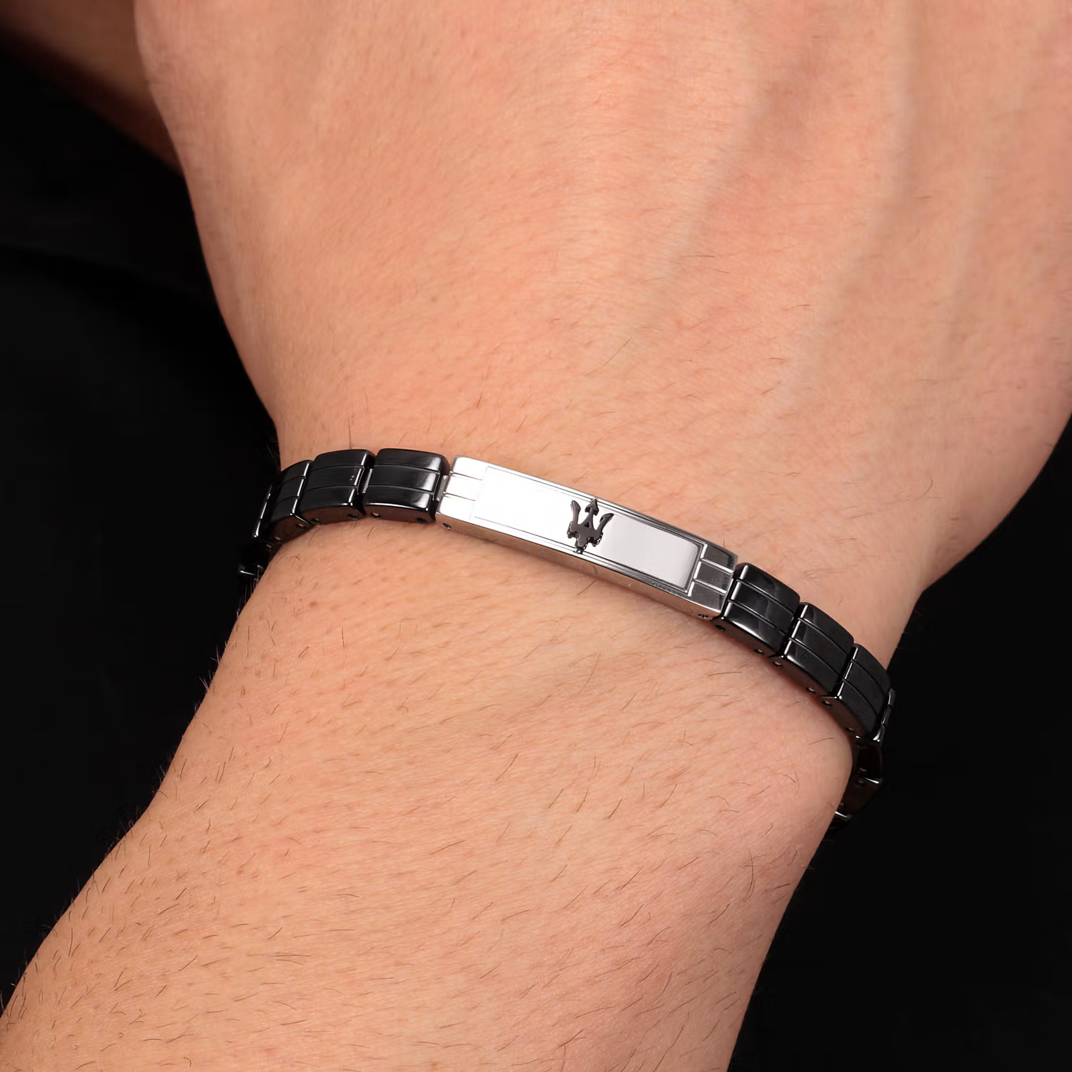 Men's Maserati Bracelet (JM221ATZ07)