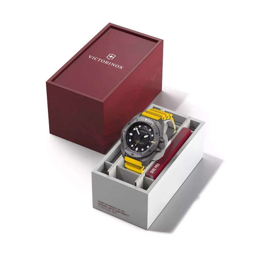 Men's Dive Pro Quartz Watch (241992)