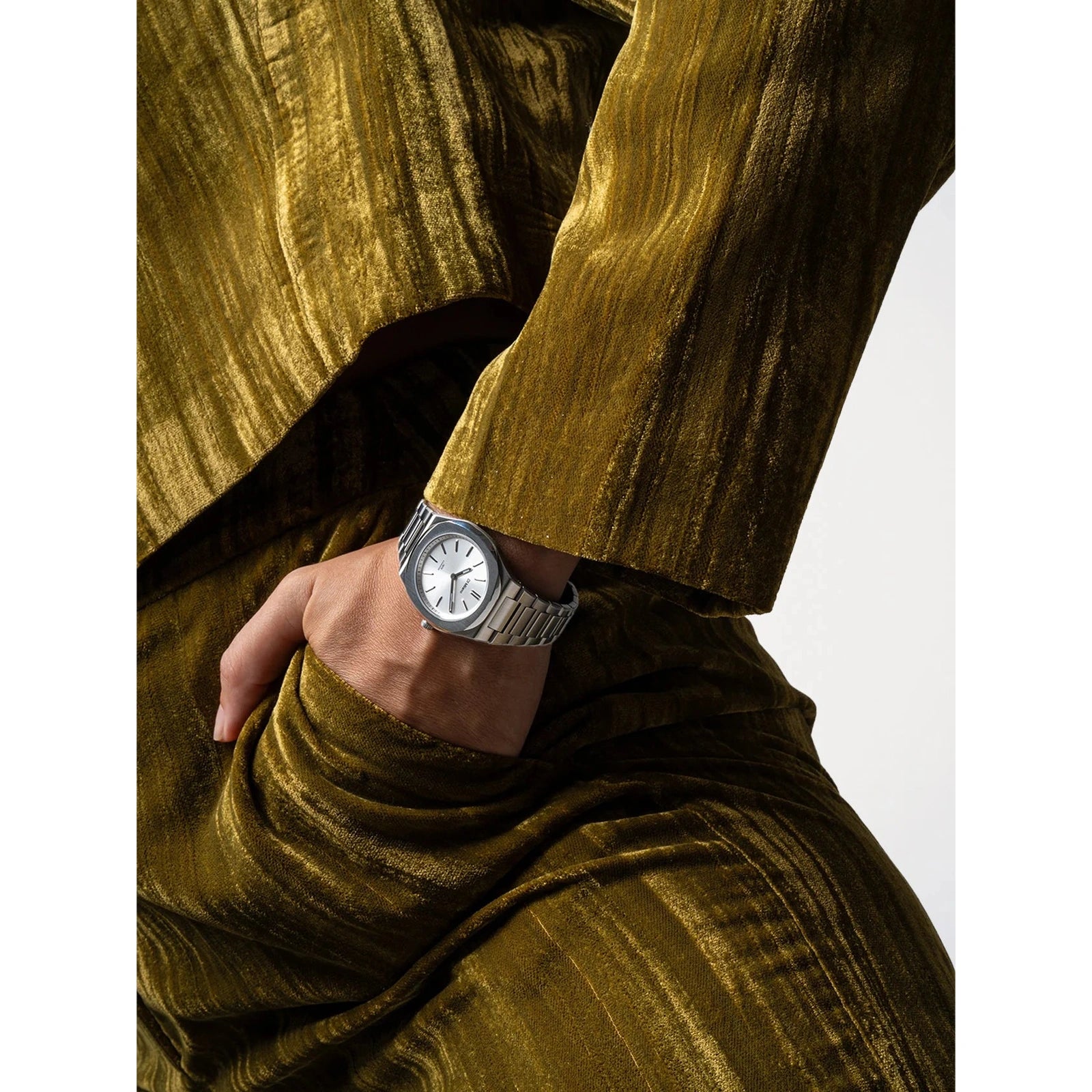 Ladies Silver Mellow Watch (D1-UHBL01)