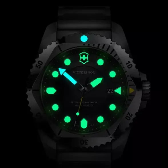 Men's Dive Pro Quartz Watch (241990)