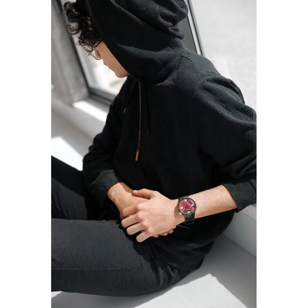 FUTURISTIC BLACK Swatch