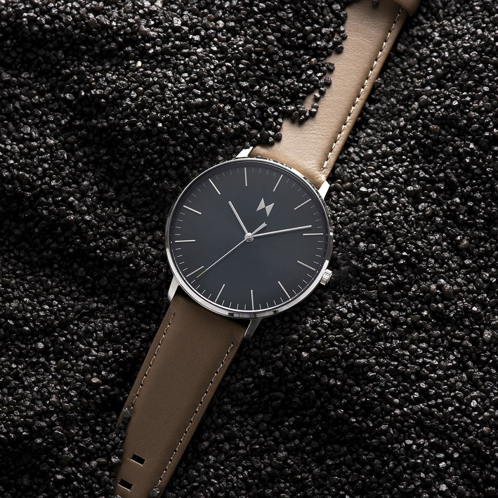 Men's Legacy Slim Hawk Brown Watch 28000210-D MVMT