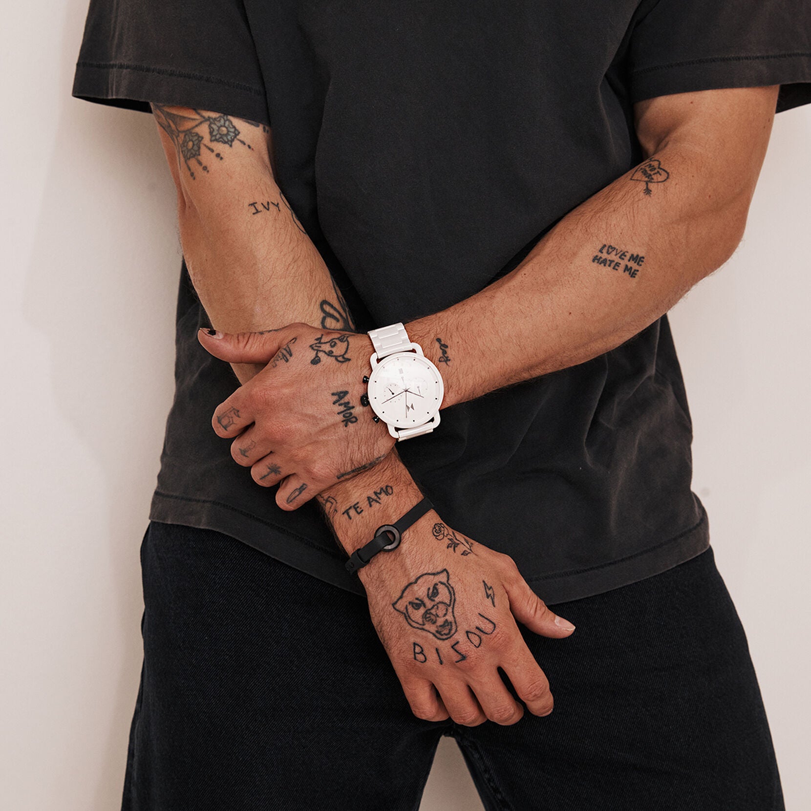 Men's Blacktop Gloss White Watch 28000234-D MVMT