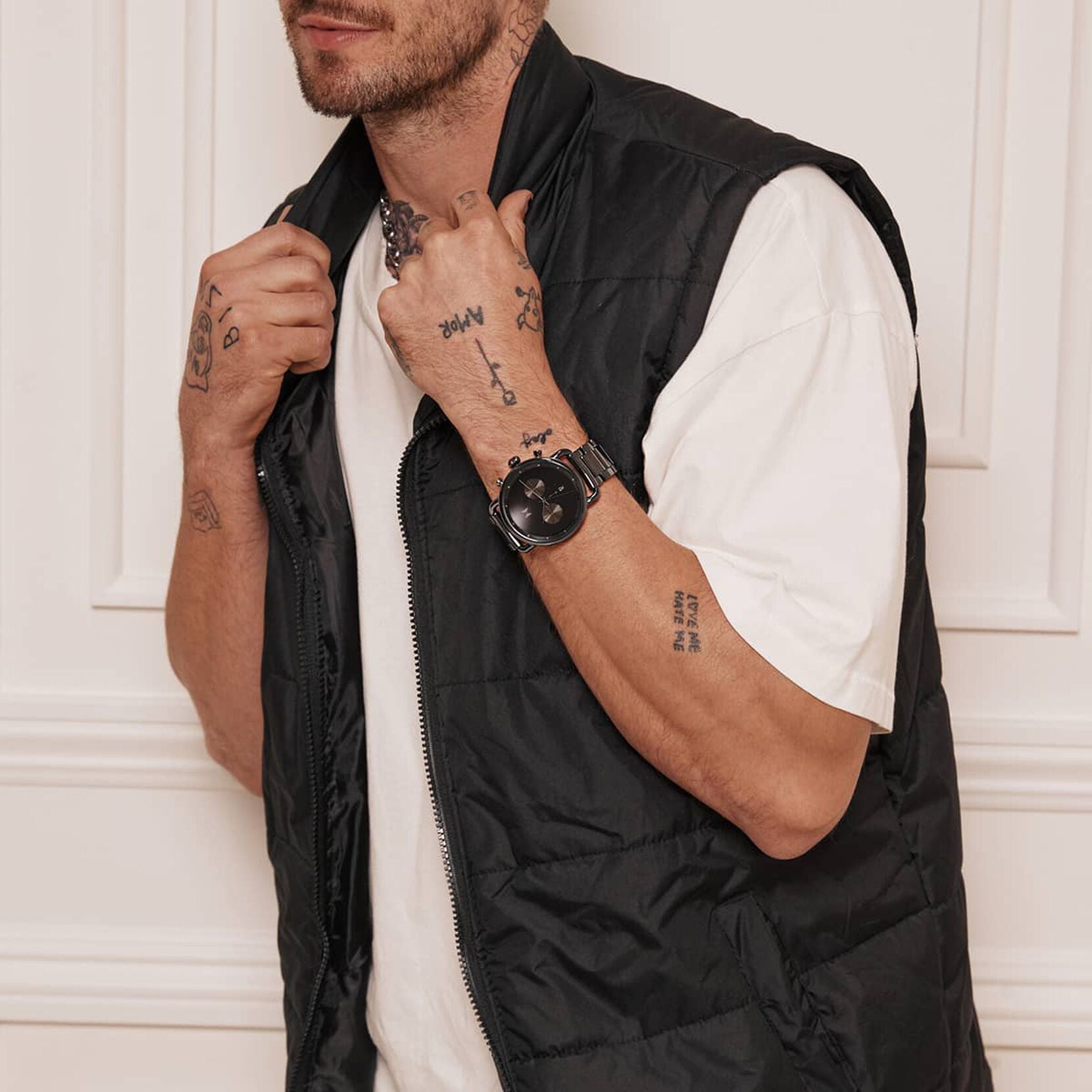 Men's Blacktop Gloss Black Watch 28000235-D MVMT