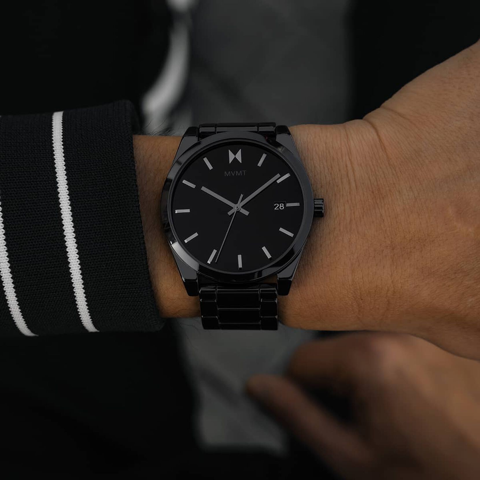 Men's Gloss Black Element Ceramic Watch 28000252-D MVMT