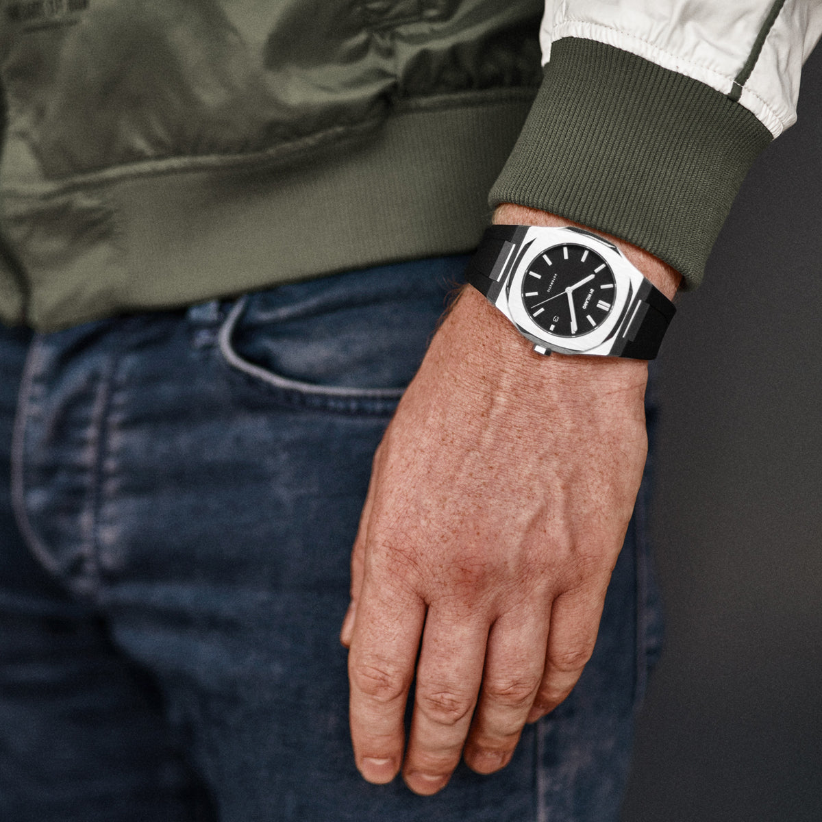 Men's Automatic Rubber Silver Watch D1-ATRJ01 D1 Milano