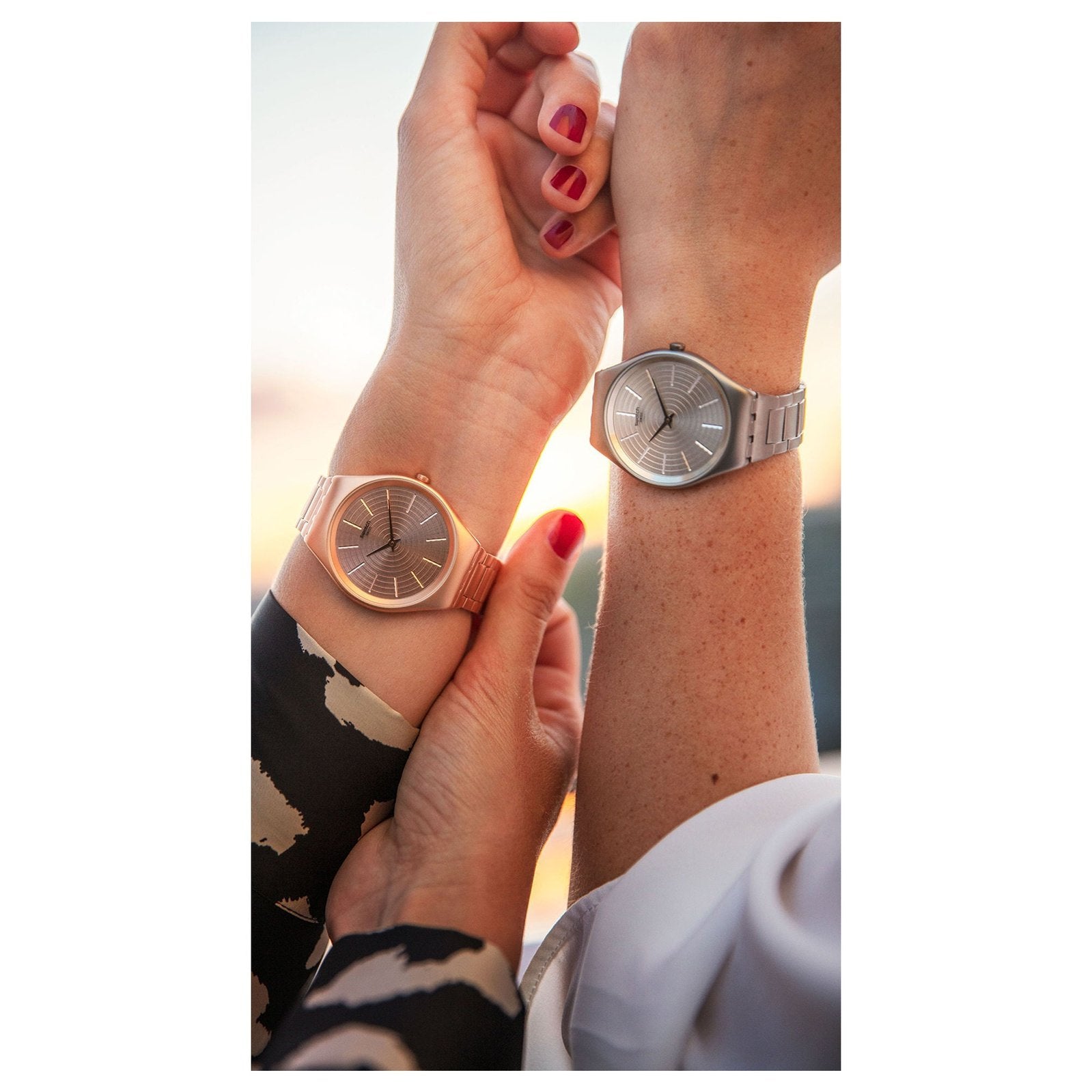 GOLDTRALIZE Swatch