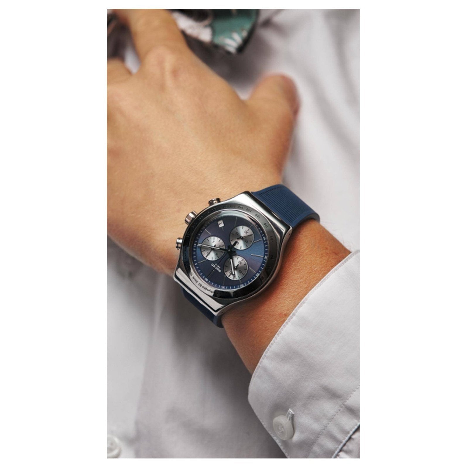 LOST IN THE SEA Swatch