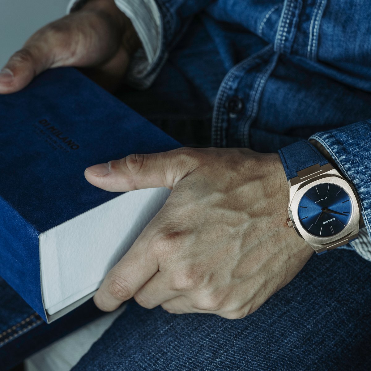Unisex ULTRA THIN Watch D1-UTLJ07 D1 Milano