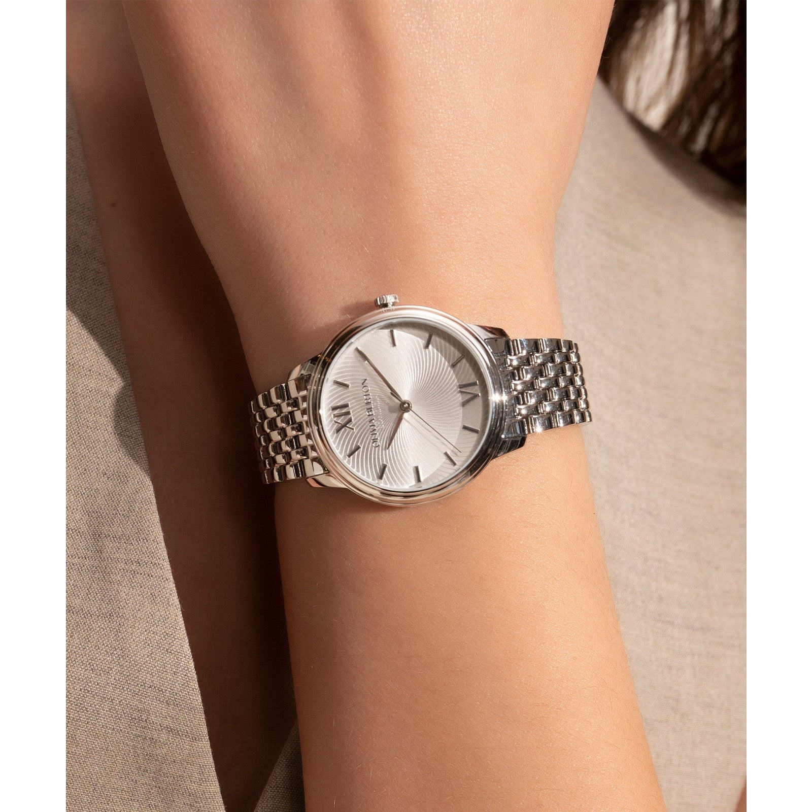 Ladies Modern Classic Watch (24000129)