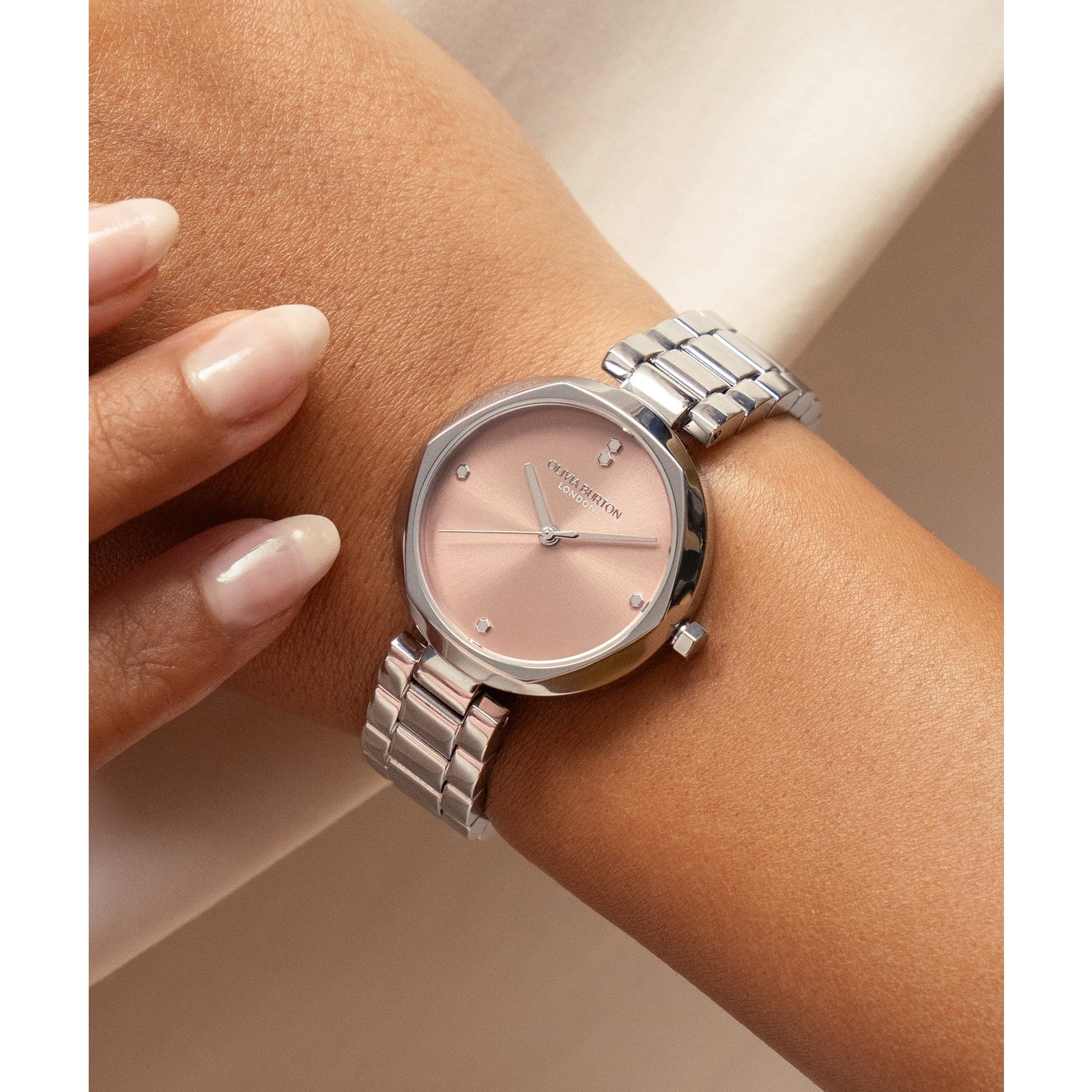 Ladies Modern Classics Dimension Watch (24000259)