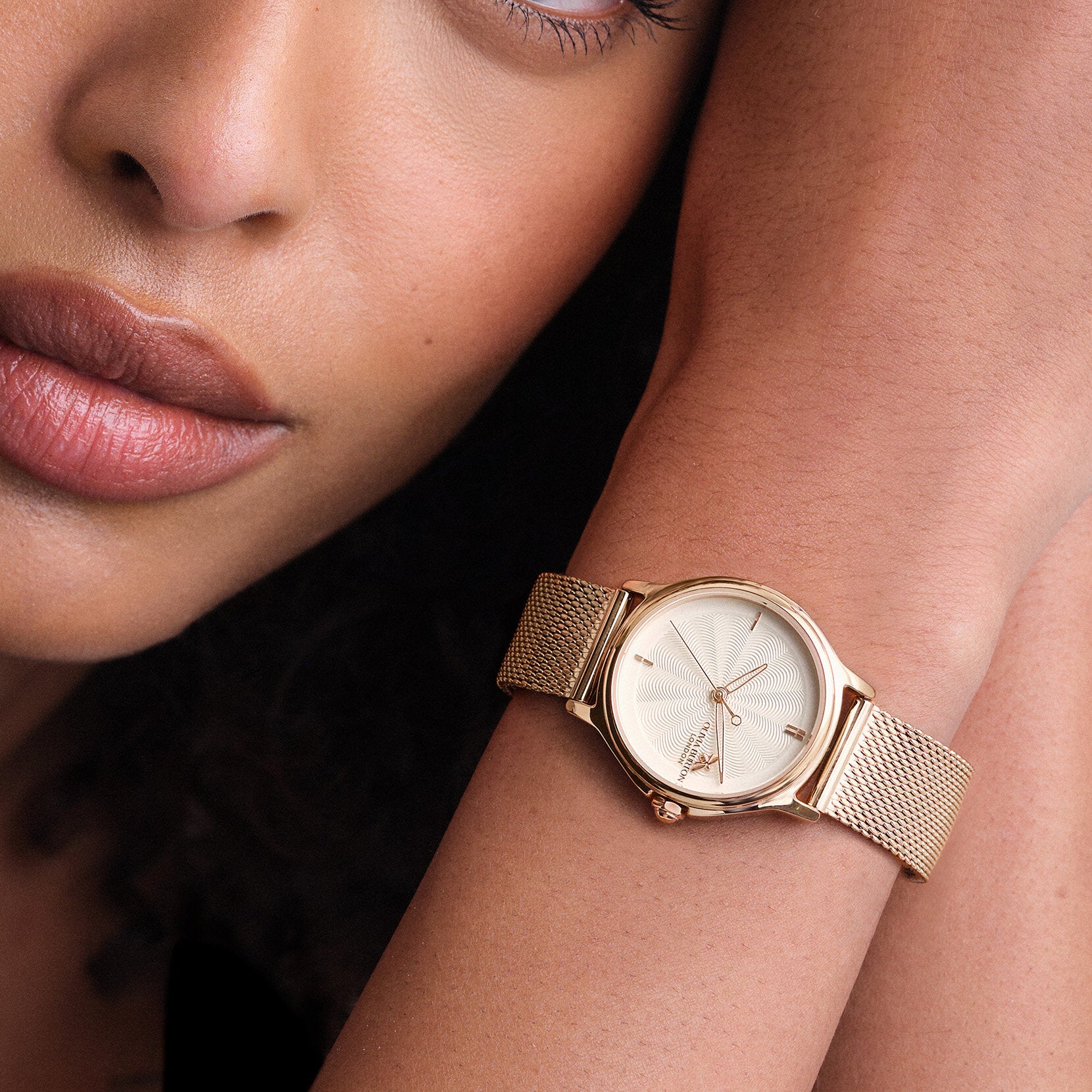 Ladies Classic Bee Watch (24000342)