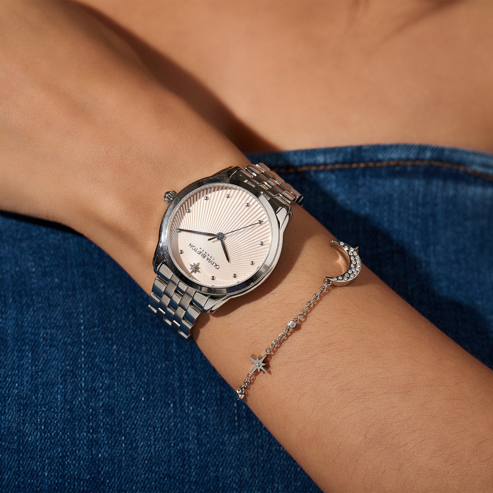 Ladies Signature Watch (24070003).