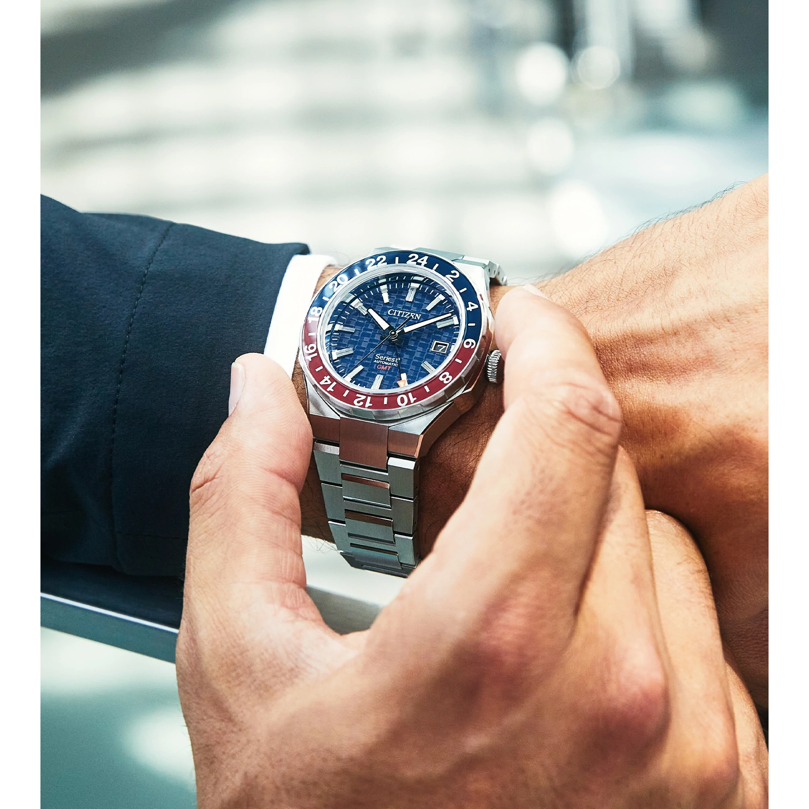 Men's Series 8 880 GMT Automatic Watch (NB6030-59L)