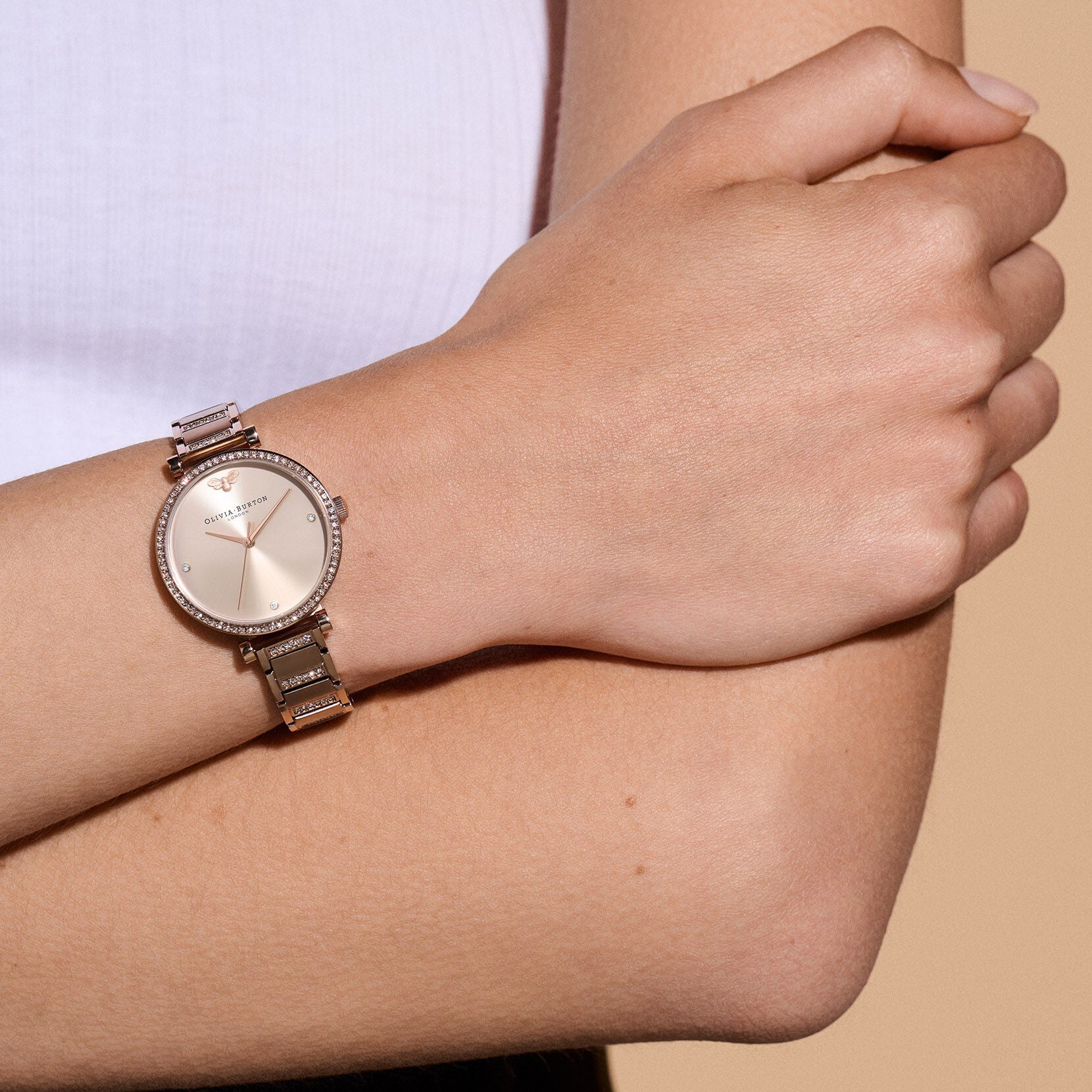 Belgrave 32mm Tbar Blush & Carnation Gold Bracelet Watch 24000003 Olivia Burton